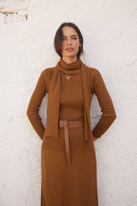 Falda canalé caramelo