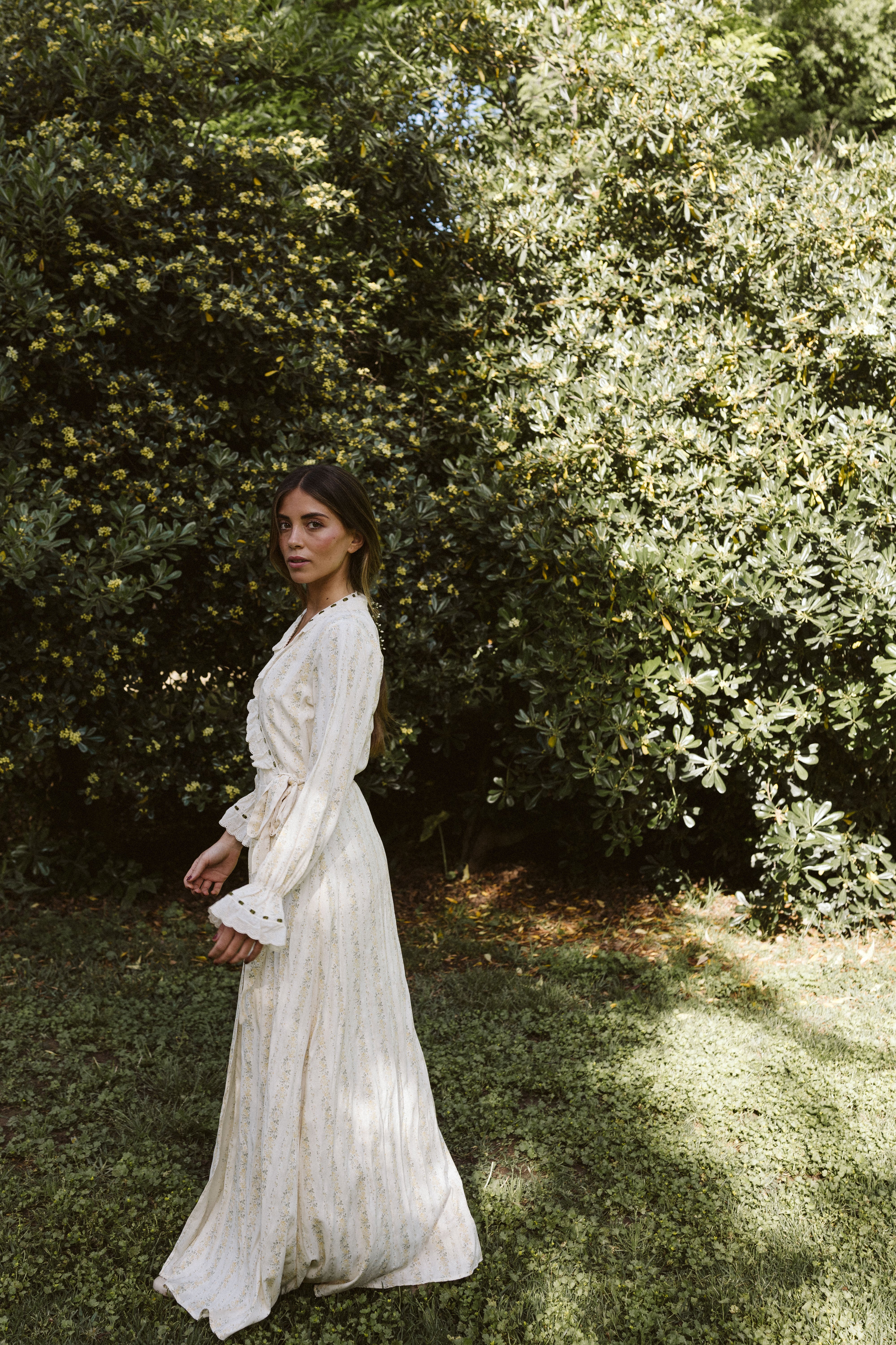 Conjunto Camisón y Bata Flores Vainilla