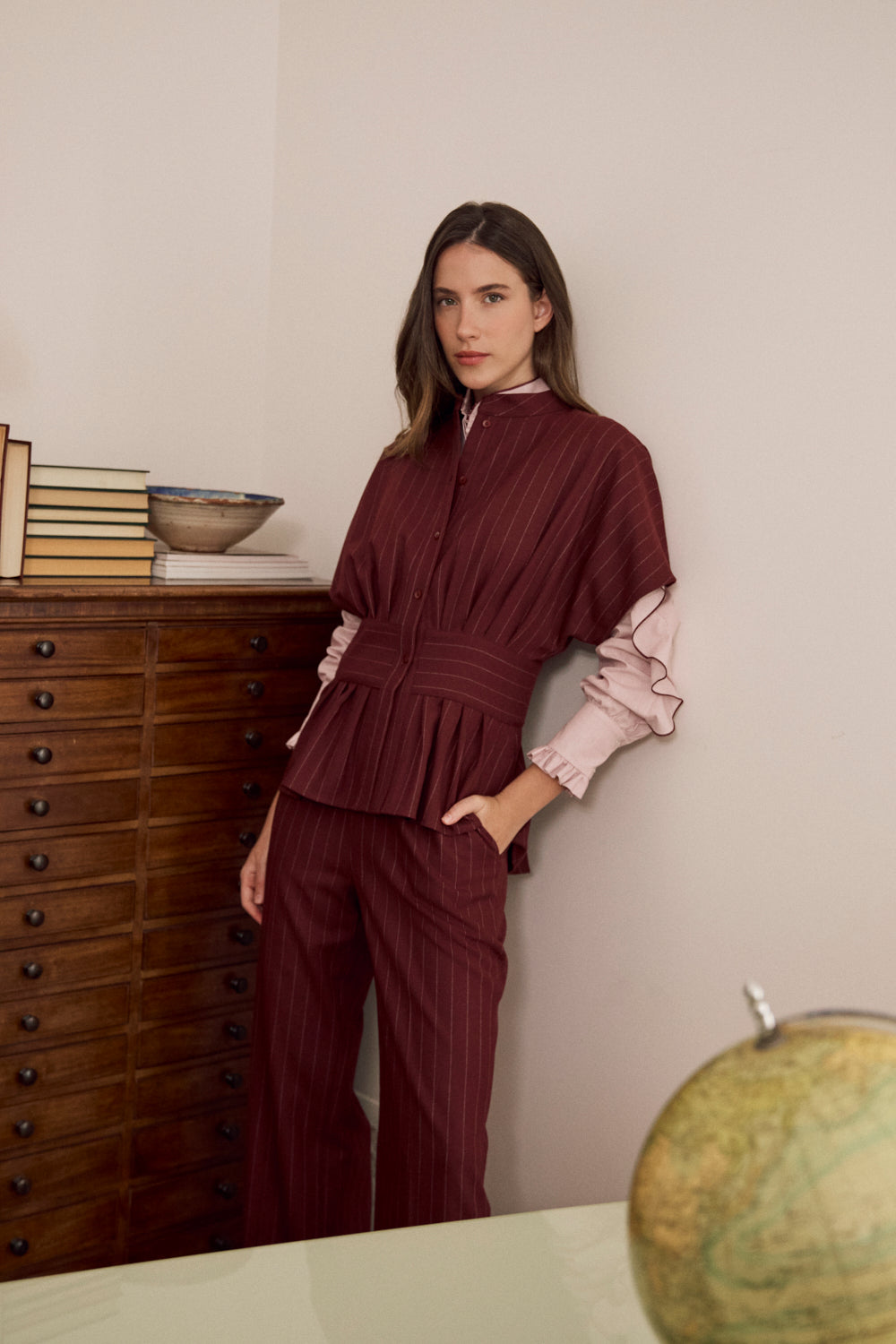 Camisa Volantes Rayas Burdeos